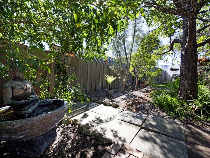 13 Yalgoo Avenue, White Gum Valley WA 6162