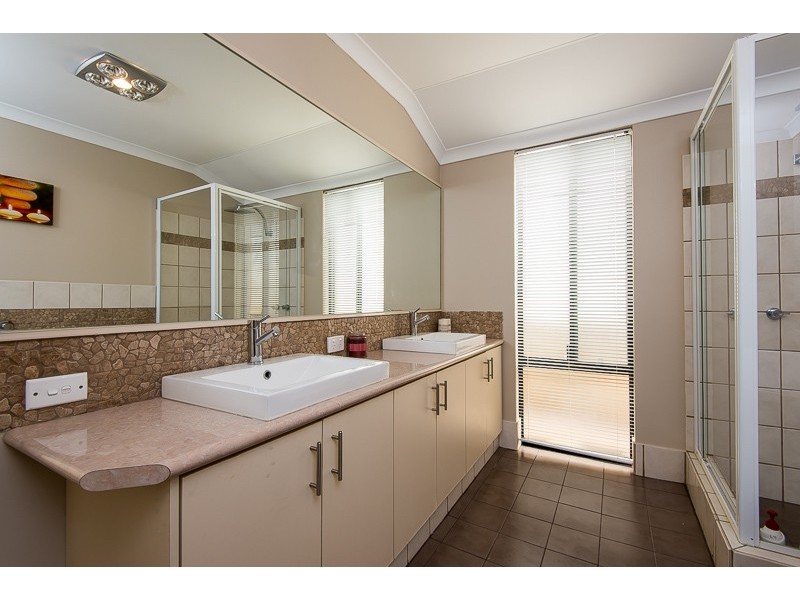 6 Peel Road, Coogee WA 6166