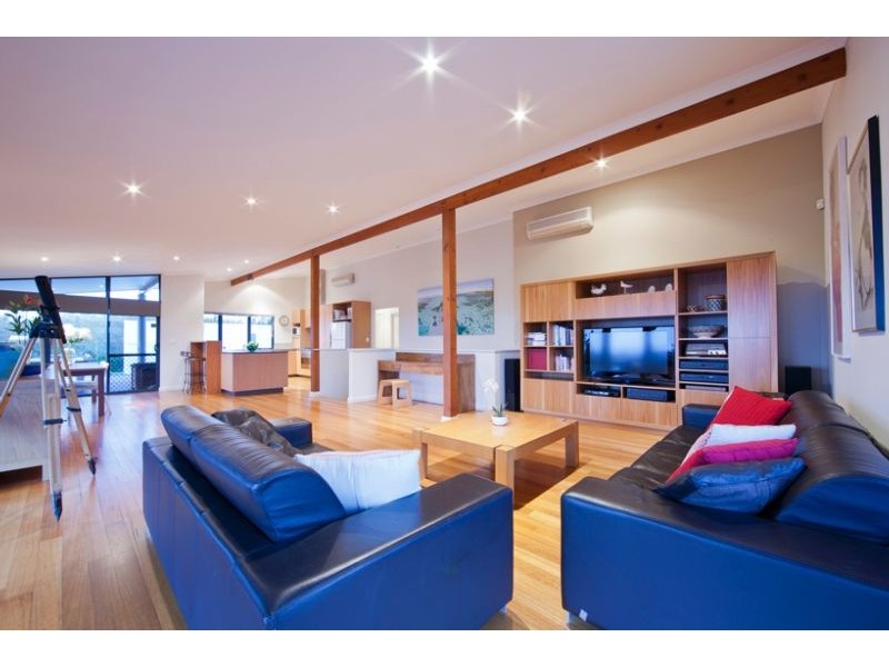 10 Christine Crescent, Coogee WA 6166