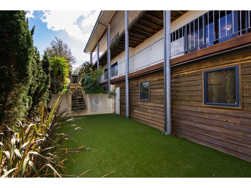 10 Christine Crescent, Coogee WA 6166