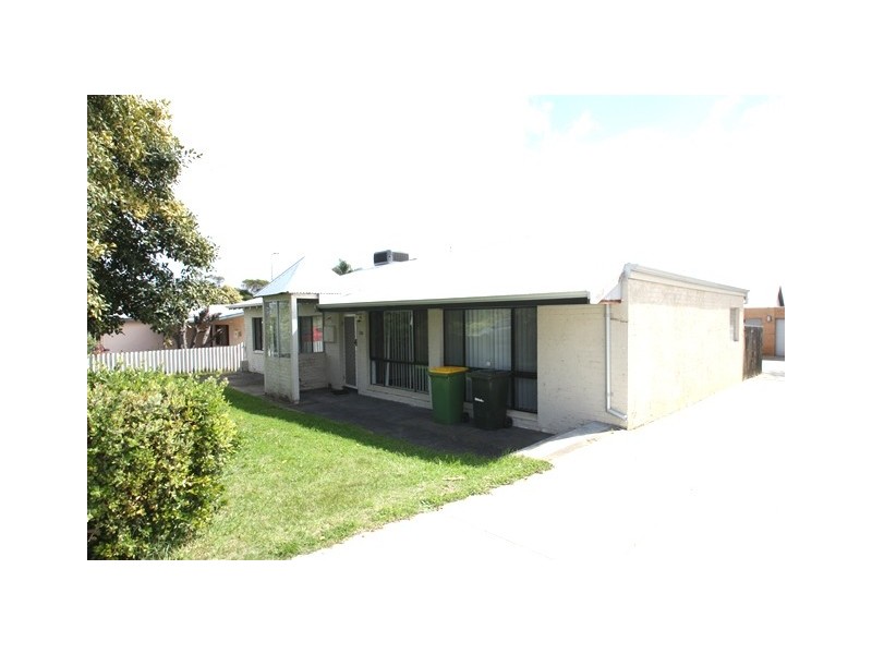 120 Blackwood Avenue, Hamilton Hill WA 6163