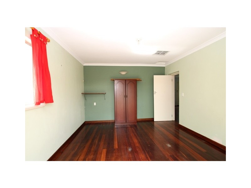 120 Blackwood Avenue, Hamilton Hill WA 6163