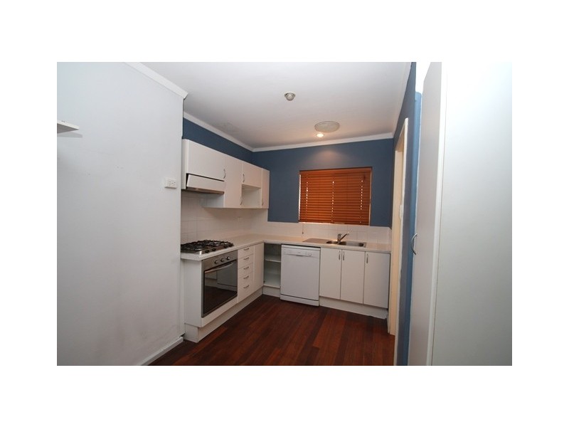 120 Blackwood Avenue, Hamilton Hill WA 6163