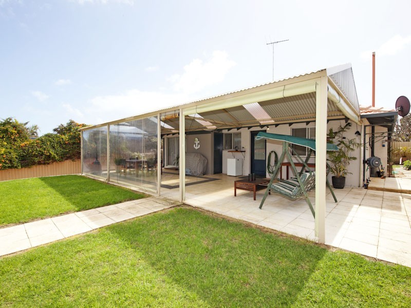 9 Gurney Road, Spearwood WA 6163