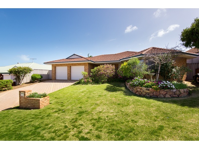 5 Nancy Way, Coogee WA 6166