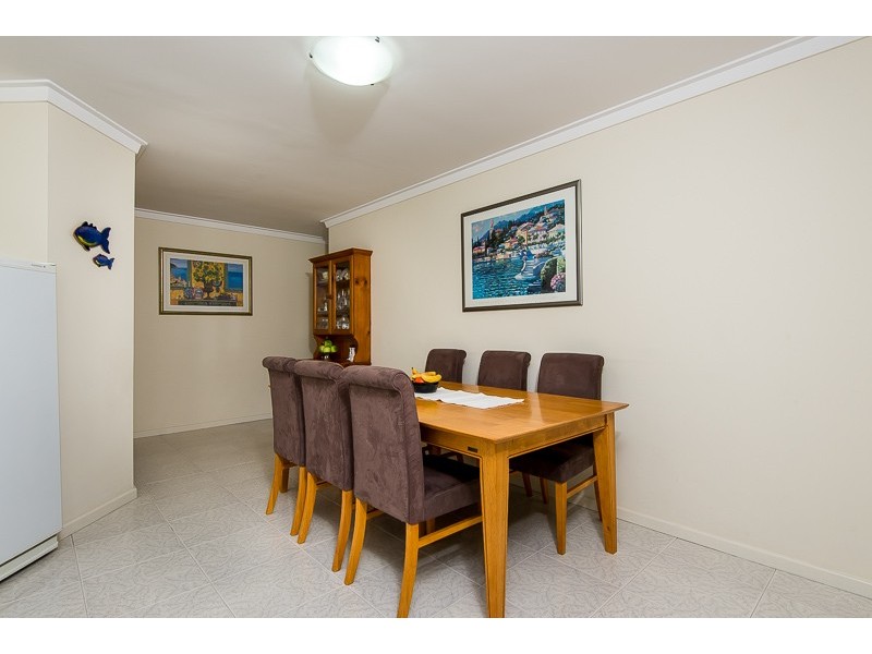 5 Nancy Way, Coogee WA 6166