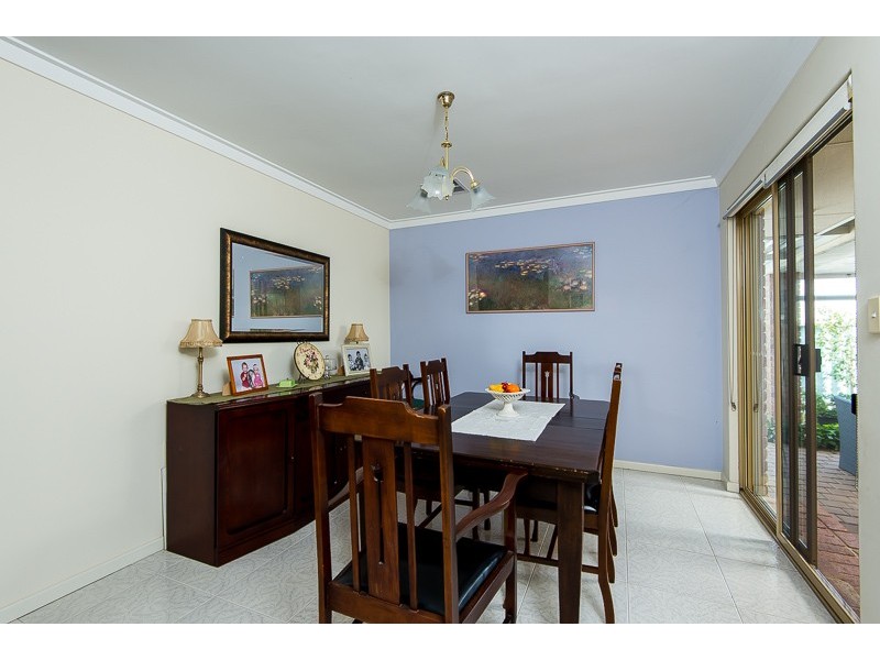 5 Nancy Way, Coogee WA 6166