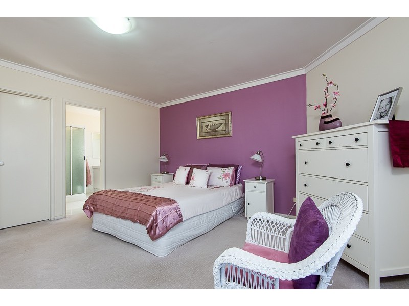 5 Nancy Way, Coogee WA 6166