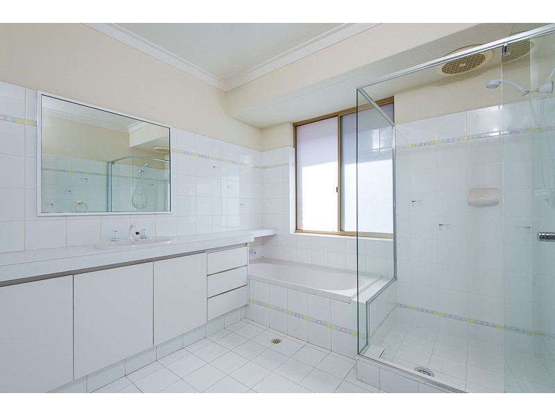 5 Nancy Way, Coogee WA 6166