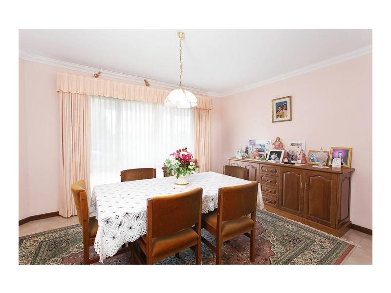 6 Browning Way, Munster WA 6166