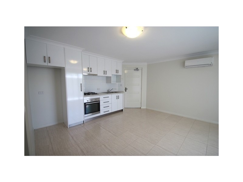 5/7 Goldsmith Street, Spearwood WA 6163