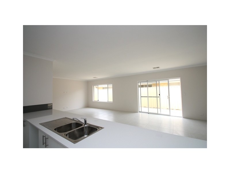 57 Coogee Road, Munster WA 6166