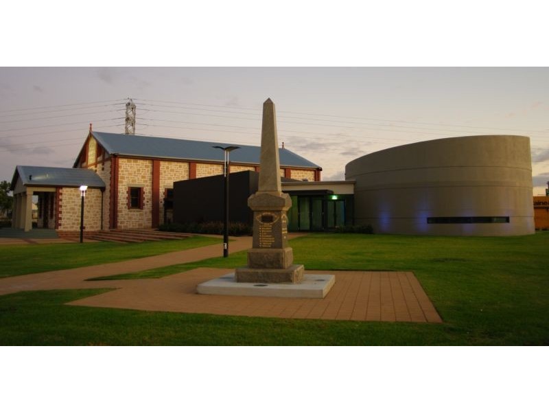 2/40 Davilak Avenue, Hamilton Hill WA 6163