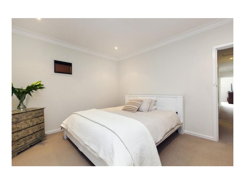 22 Amberley Way, Hamilton Hill WA 6163