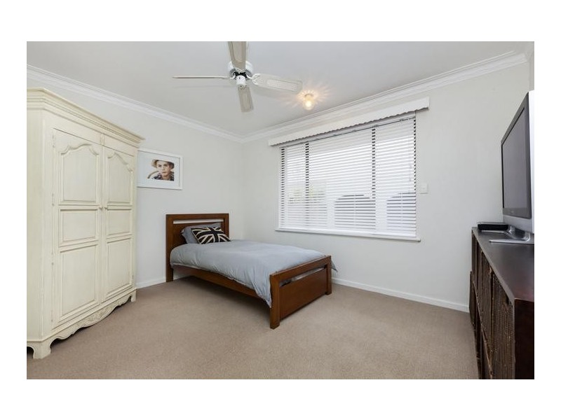 22 Amberley Way, Hamilton Hill WA 6163