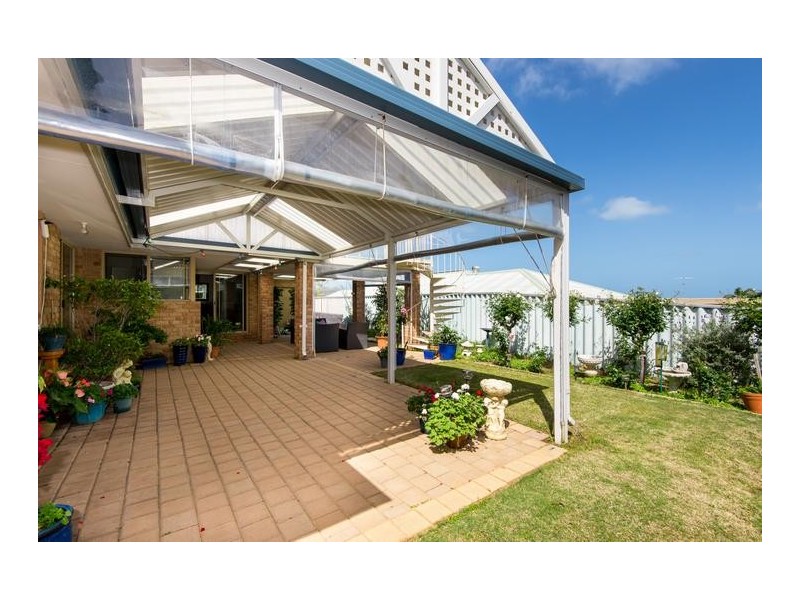 5 Nancy Way, Coogee WA 6166