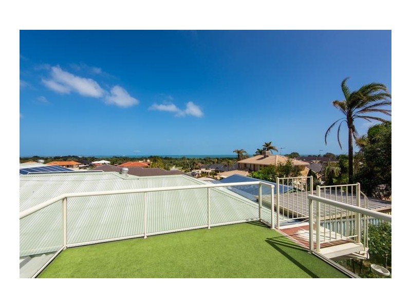 5 Nancy Way, Coogee WA 6166