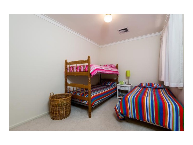 5 Nancy Way, Coogee WA 6166