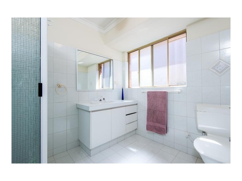 5 Nancy Way, Coogee WA 6166