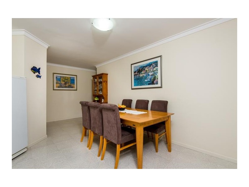 5 Nancy Way, Coogee WA 6166
