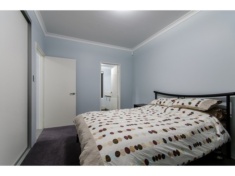 10 Porpoise Court, Coogee WA 6166