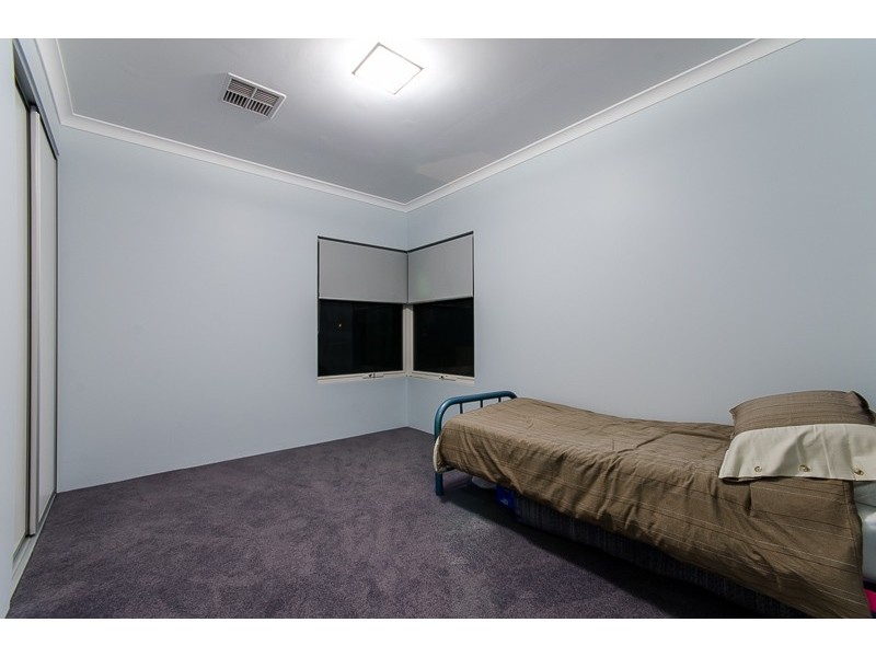 10 Porpoise Court, Coogee WA 6166