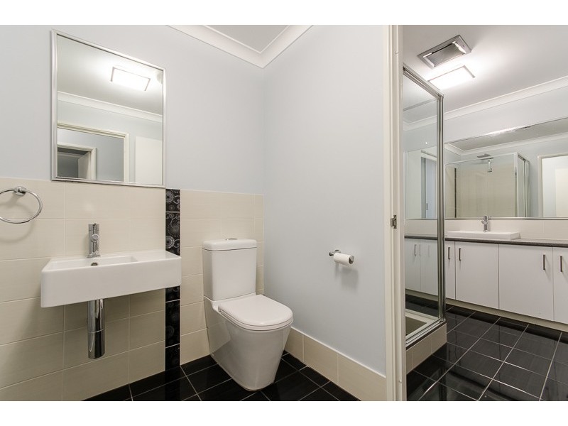 10 Porpoise Court, Coogee WA 6166