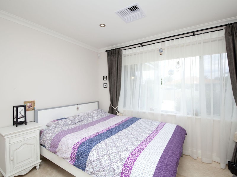 99 Leaside Way, Spearwood WA 6163