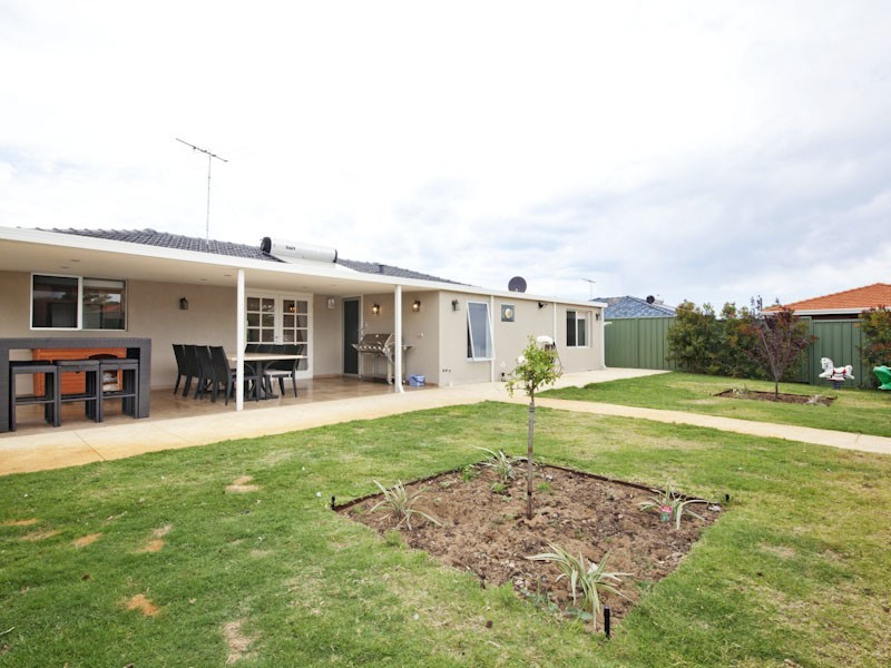 99 Leaside Way, Spearwood WA 6163