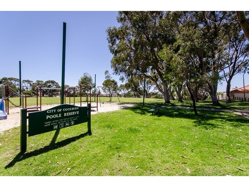 12 Oporto Rise, Coogee WA 6166