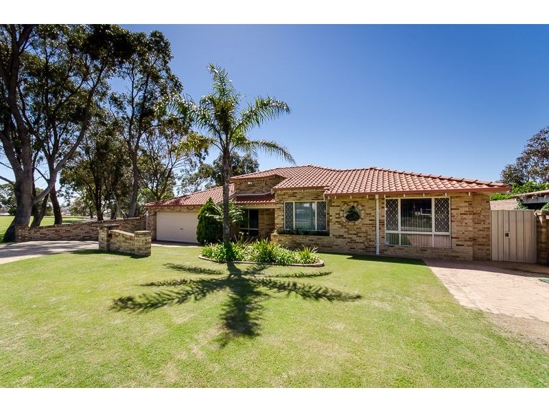 12 Oporto Rise, Coogee WA 6166