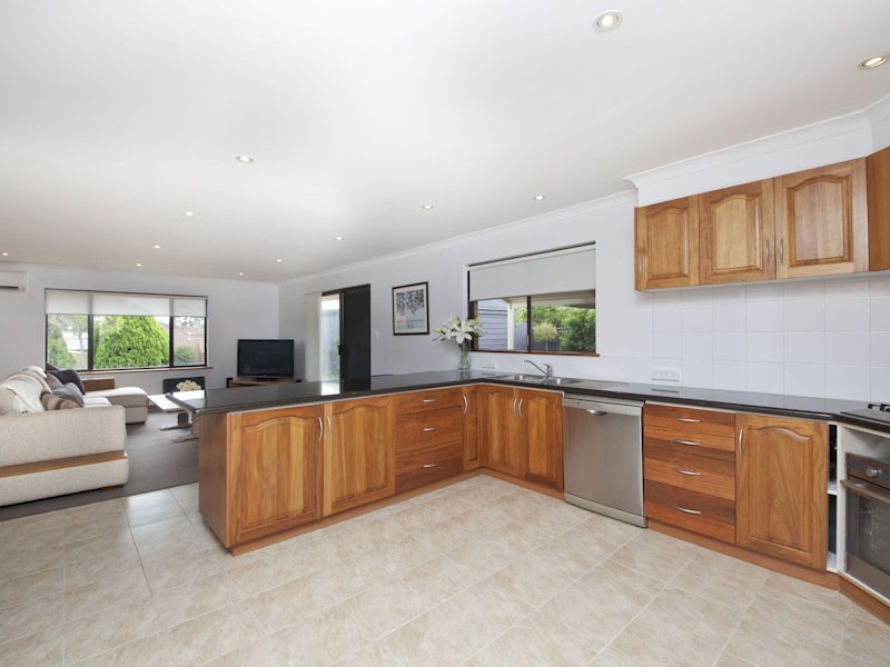 97 Leaside Way, Spearwood WA 6163