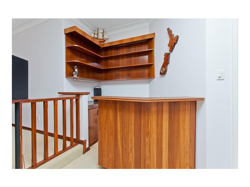 13 Lawson Place, Munster WA 6166