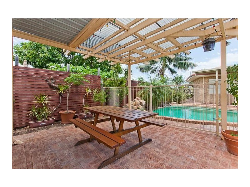 13 Lawson Place, Munster WA 6166