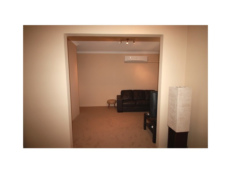 627 Rockingham Road, Munster WA 6166