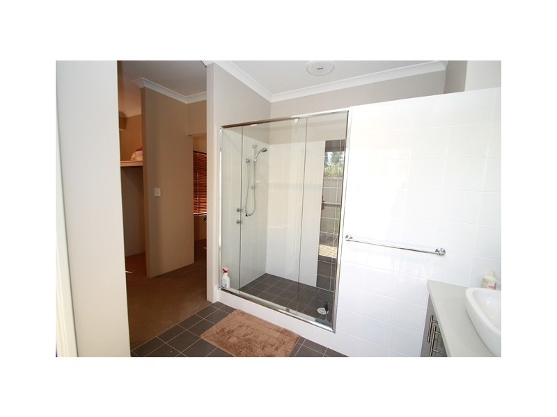 627 Rockingham Road, Munster WA 6166