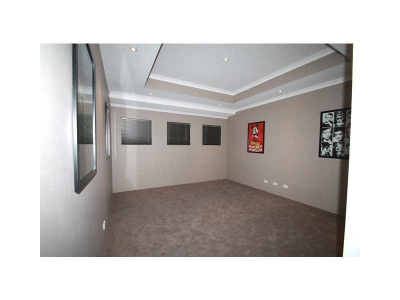 627 Rockingham Road, Munster WA 6166