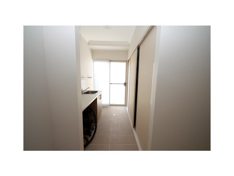 627 Rockingham Road, Munster WA 6166