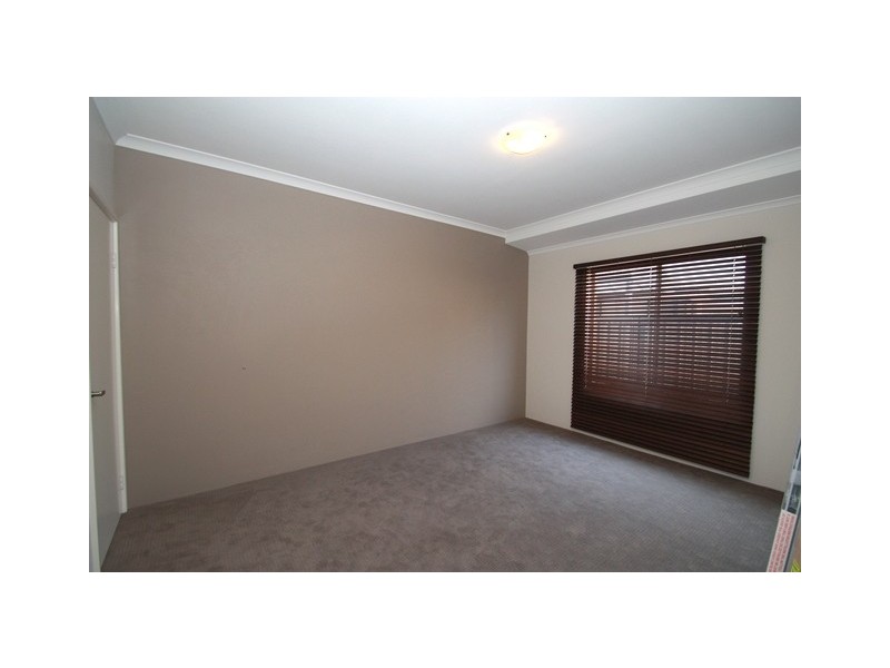 627 Rockingham Road, Munster WA 6166