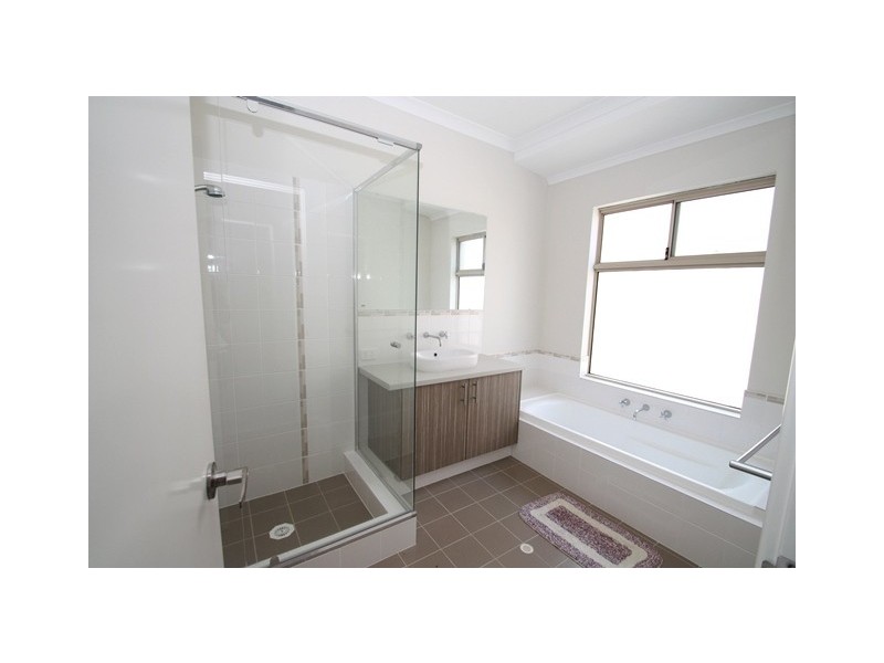 627 Rockingham Road, Munster WA 6166