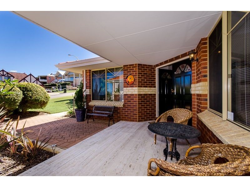 4 Vlaming Rise, Coogee WA 6166