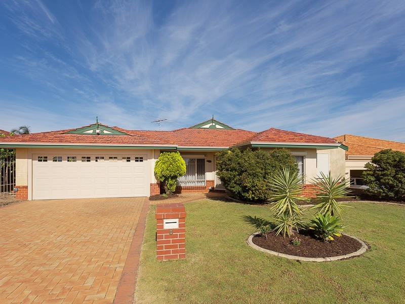 8 Moresby Close, Bibra Lake WA 6163