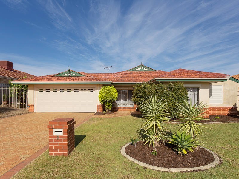 8 Moresby Close, Bibra Lake WA 6163
