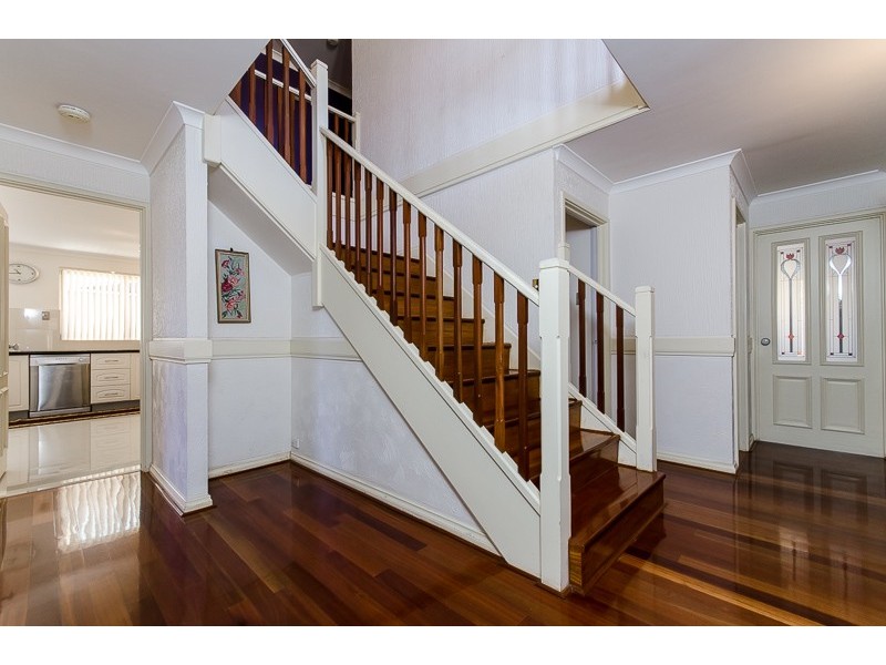 6 Challenger Rise, Coogee WA 6166