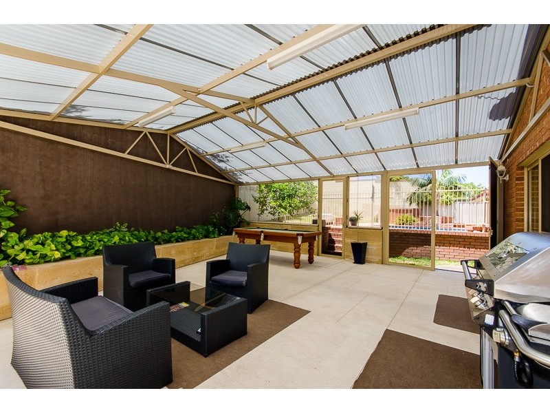 6 Challenger Rise, Coogee WA 6166