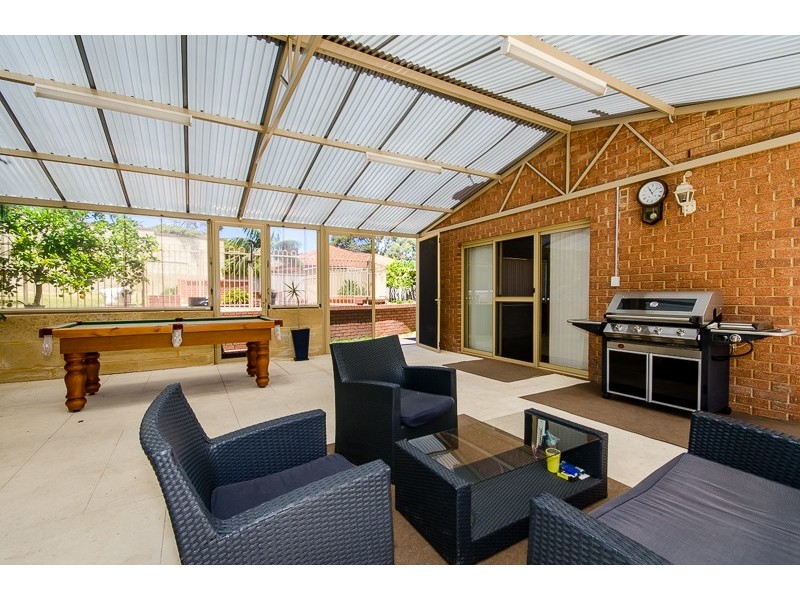 6 Challenger Rise, Coogee WA 6166