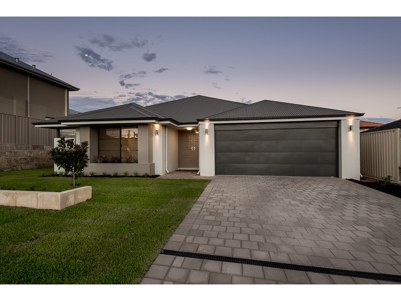 11 Birchley Road, Yangebup WA 6164