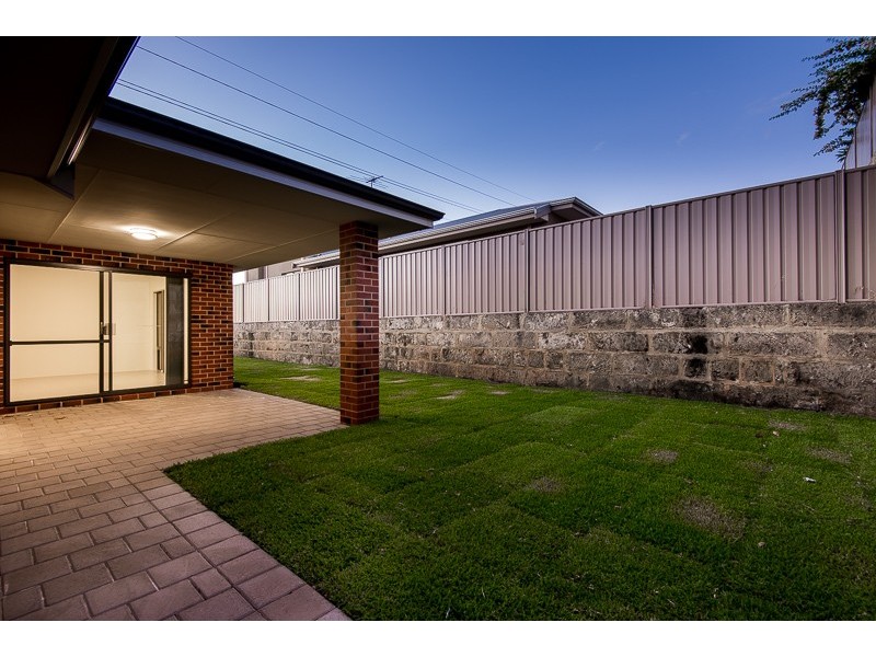 11 Birchley Road, Yangebup WA 6164