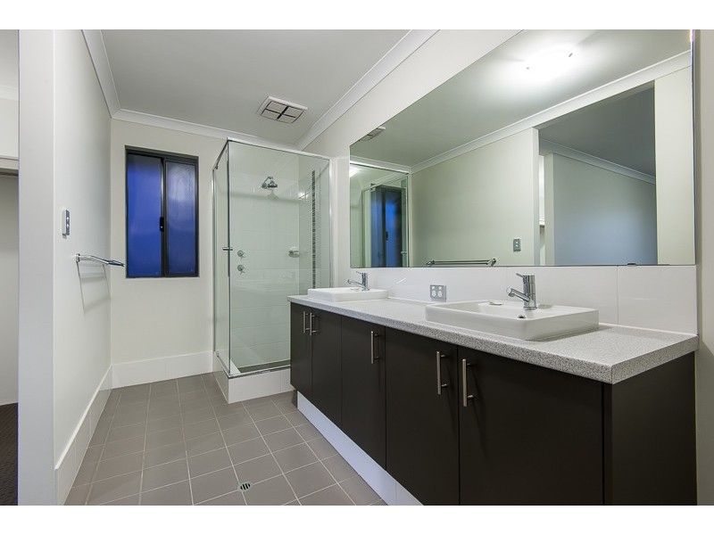 11 Birchley Road, Yangebup WA 6164