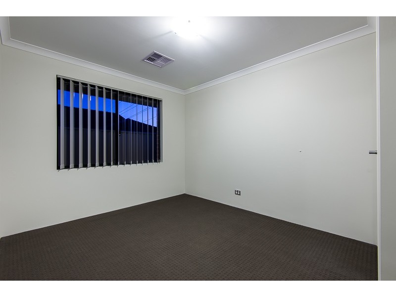 11 Birchley Road, Yangebup WA 6164